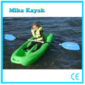 Kayak de pesca de plástico barato sentarse y sentarse en Canoa Barco de venta al por mayor